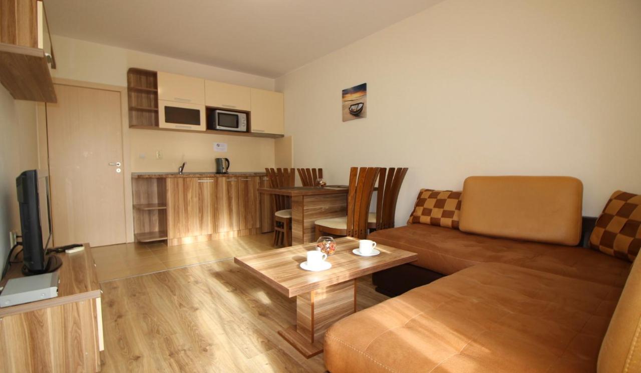 Allia Apartments Ravda Esterno foto
