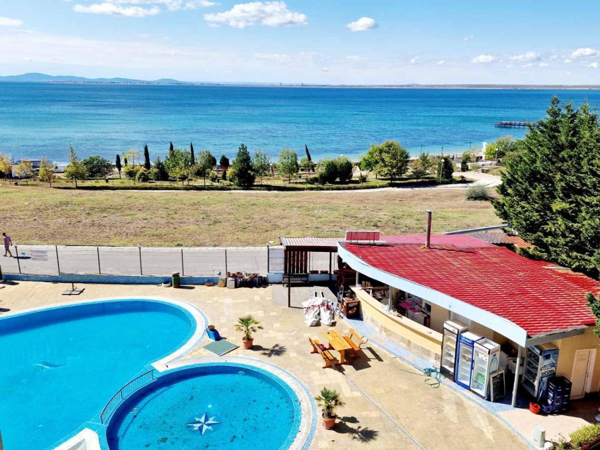 Allia Apartments Ravda Esterno foto